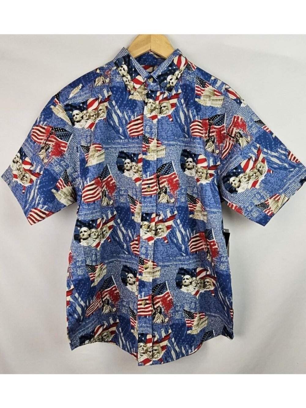 Cotton Traders Sport Men's Shirt Size Medium Patriotic USA America Button Down